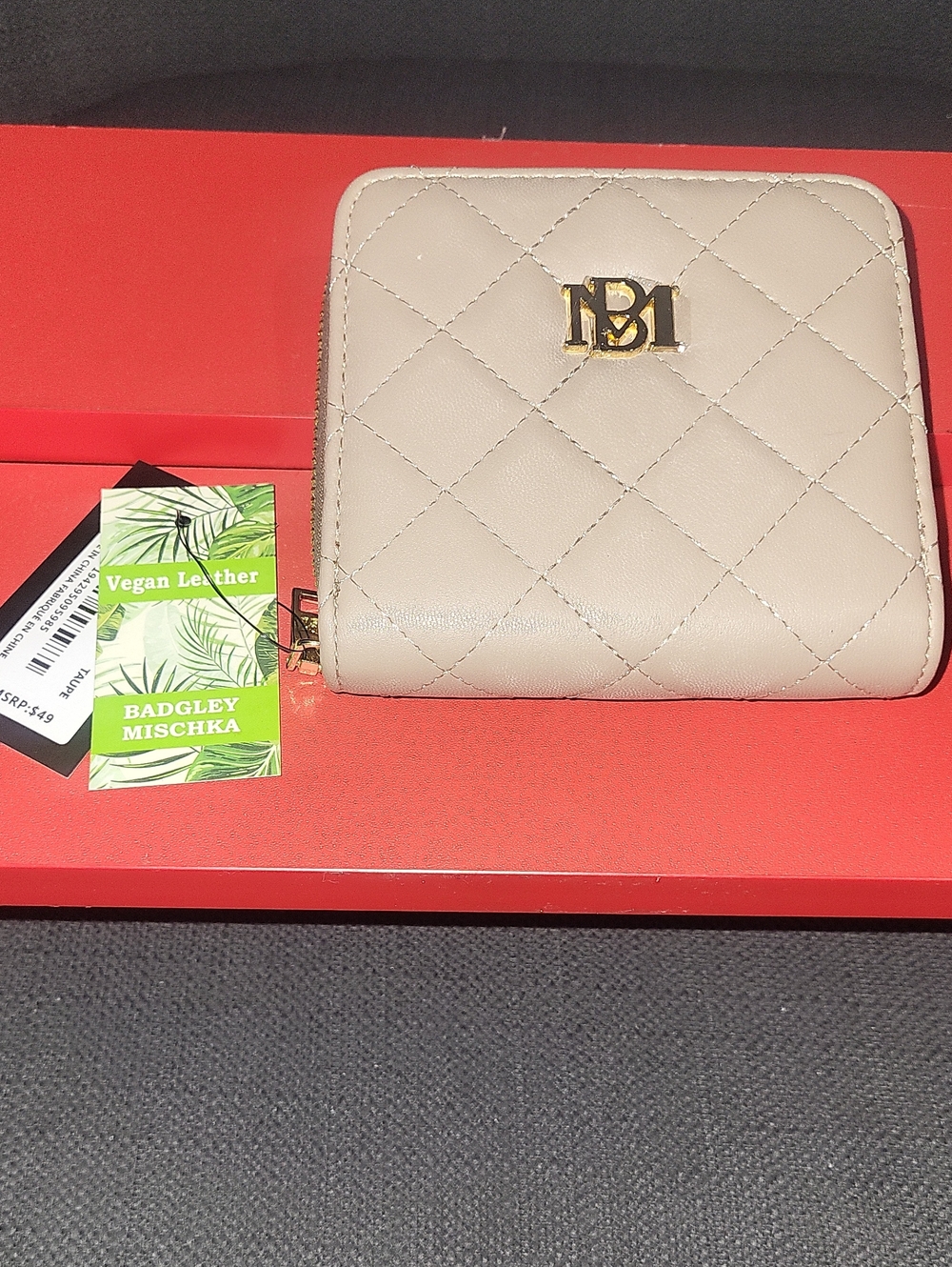 Badgley Mischka Quilted Compact Wallet in Light Beige with Gold Hardware